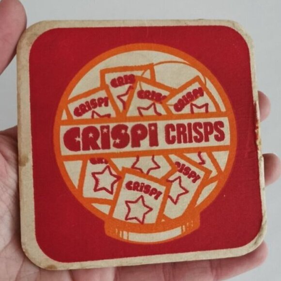 Vintage Crispi Crisps Drink Coaster Crispi Globe Trotters British Pub Barware - Picture 1 of 3